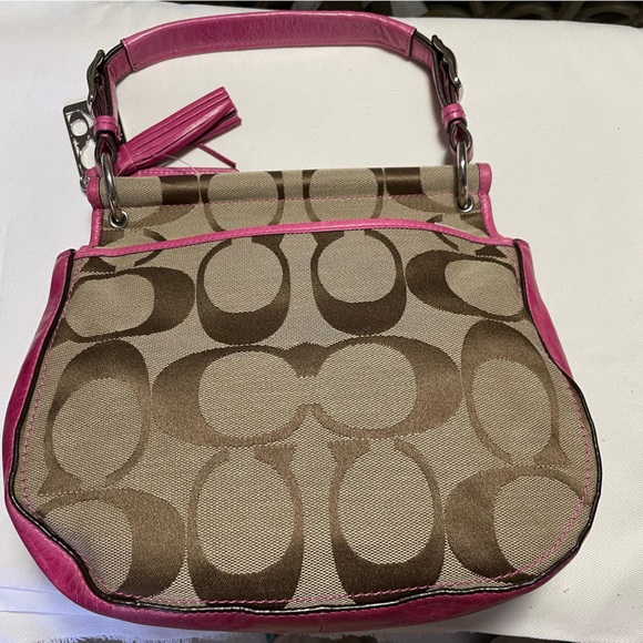 NWT COACH HANDBAG SV/Khaki/Magenta.  Shoulder strap included. - Picture 2 of 12